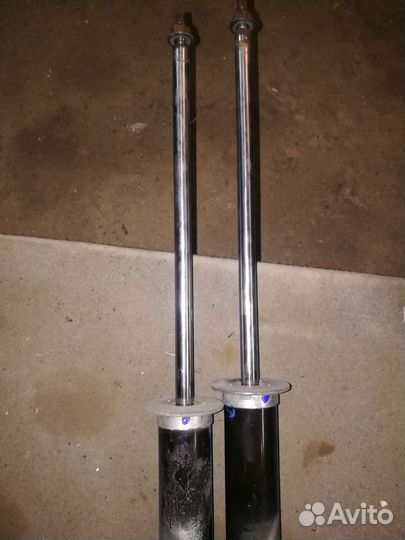 Стойки амортизаторы opel astra j задние