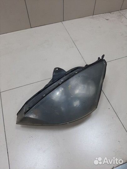 Фара левая Ford Focus