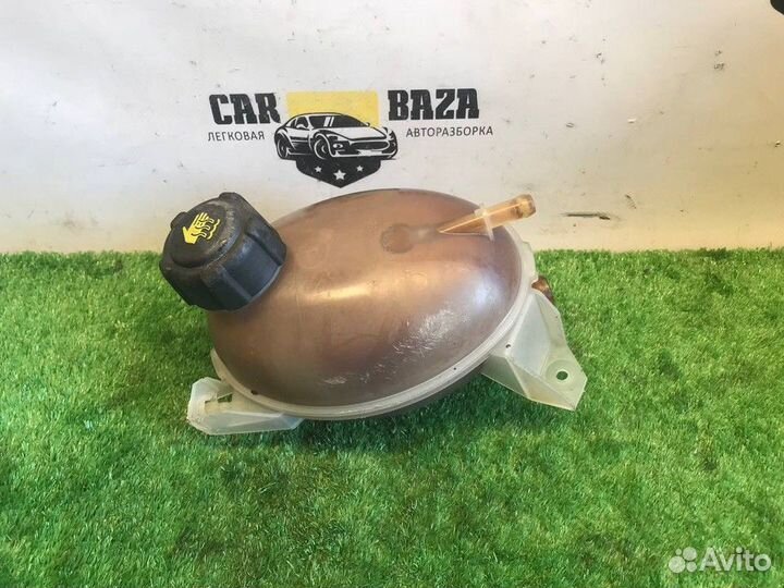 Бачок расширительный Renault Sandero