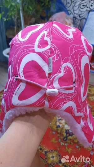 Шапка для девочки новая на 2 года