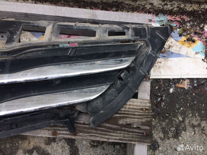 Решетка радиатора Hyundai Solaris рестайлинг