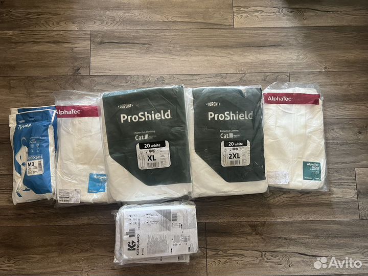 Защитный костюм