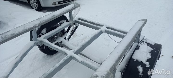 Прицеп к л/а для перевозки лодок икорец 4.6пвх