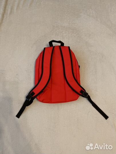 Рюкзак красный