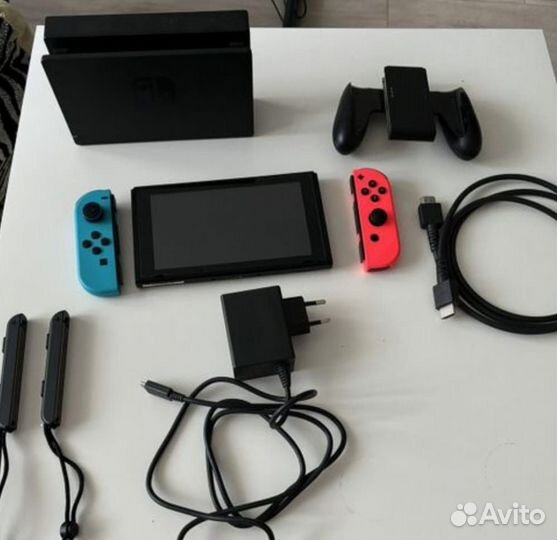 Игровая приставка Nintendo Switch