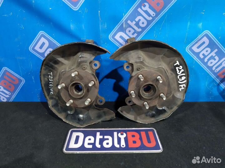 Кулак поворотный Toyota Celica T23 ZZT230 ZZT231