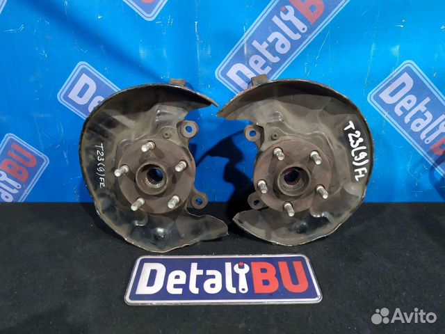 Кулак поворотный Toyota Celica T23 ZZT230 ZZT231