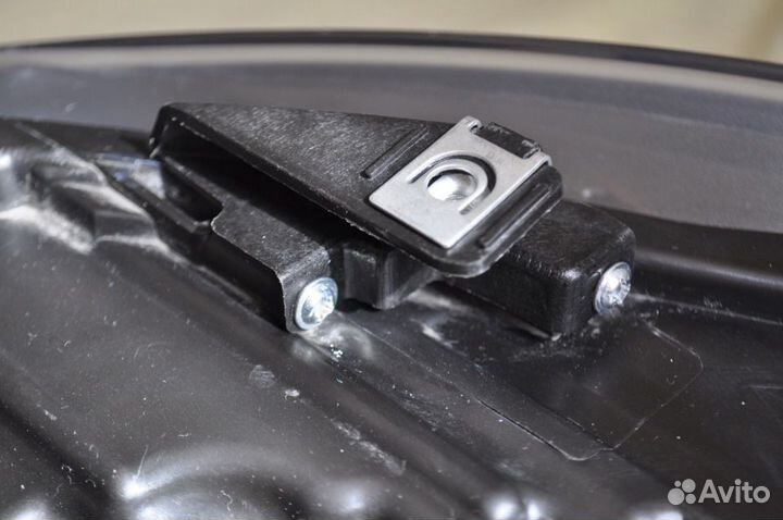 Ремкомплект ушек фары VW Polo 5