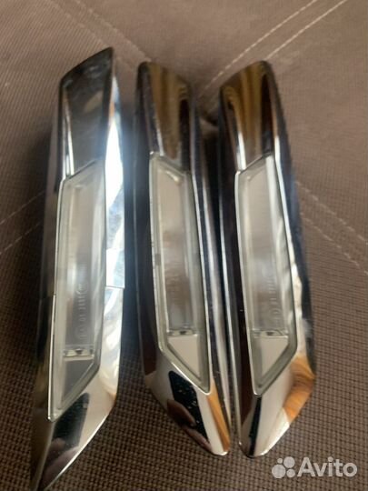 Bmw f10 повторитель поворота в крыло L R