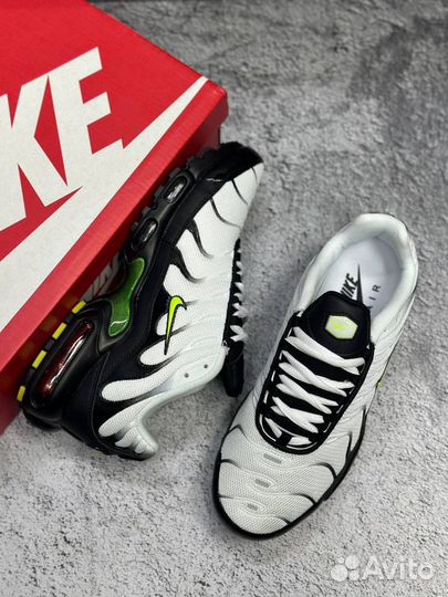 Кроссовки Nike Air Max Tn Plus