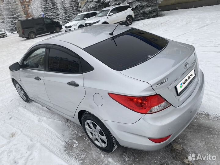 Hyundai Solaris 1.6 AT, 2011, 269 000 км
