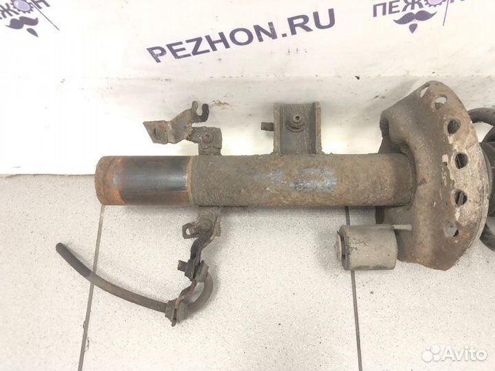 Амортизатор задний левый Land Rover Freelander