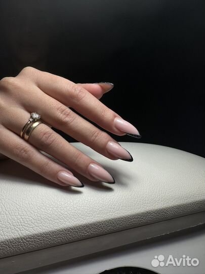 Наращивание ногтей на дому