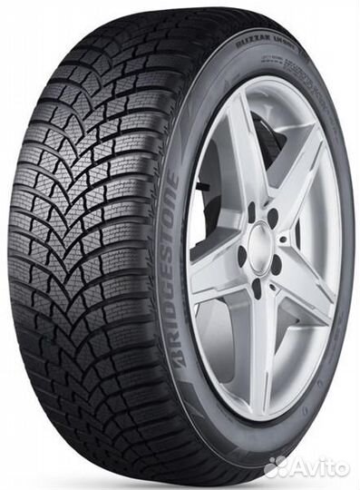 Bridgestone Blizzak LM-001 Evo 225/45 R18