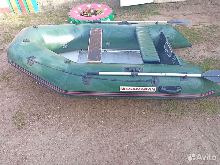 Лодка с мотором