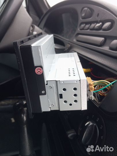 Магнитолла