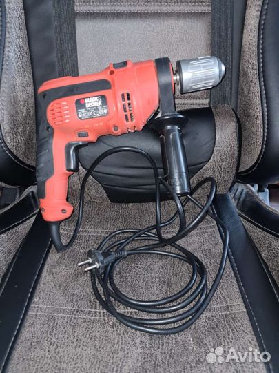 Дрель ударная Black+Decker