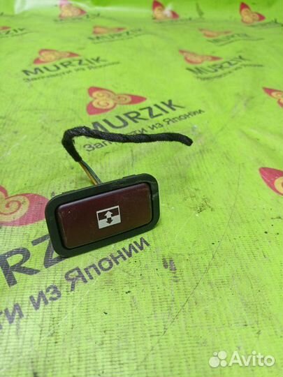 Кнопка электропривода двери Mercedes V W639