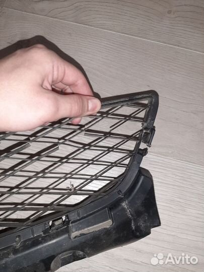 Решетка бампера mazda 3 bk 1.6 2005