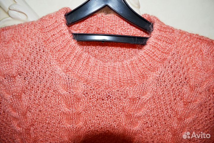 Джемпер 38 - 40 р., из мохера, персикого цвета