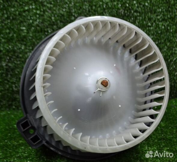 Моторчик печки Land Rover Дискавери III, IV