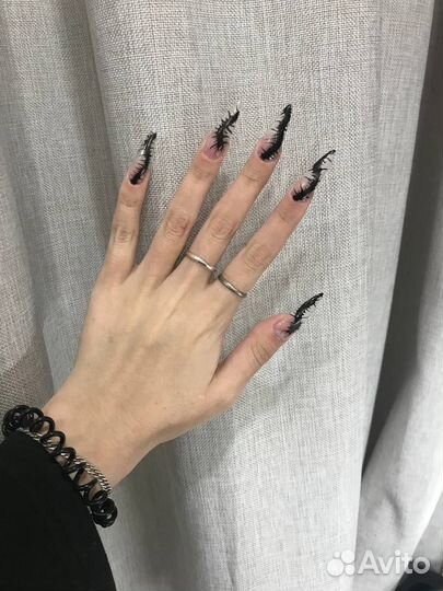 Наращивание ногтей на дому