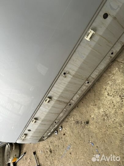 Передняя левая дверь range rover 3 l322