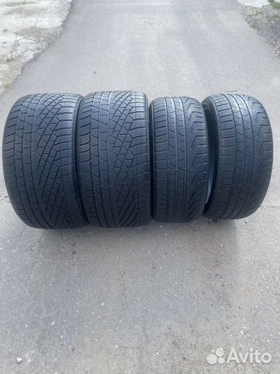 Pirelli Sottozero Winter 240 245/35 R20 и 305/35 R20 104V