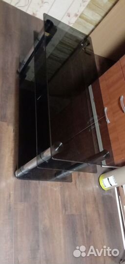 Стеклянная тумба под тв телевизор