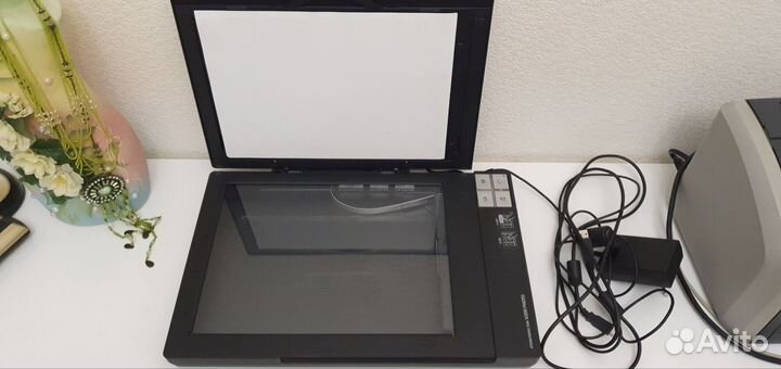 Сканер Epson perfection v200