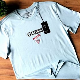 Футболка бледно-голубая Guess