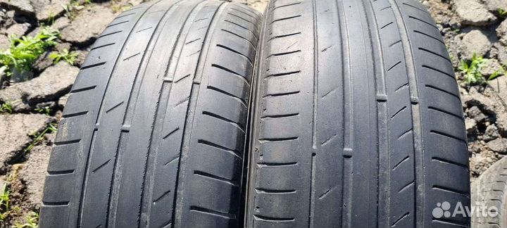 Kumho 852 235/55 R19