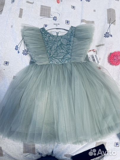 Продам платье для девочки
