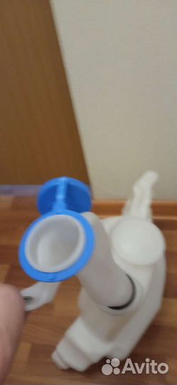 Бачок омывающей жидкости