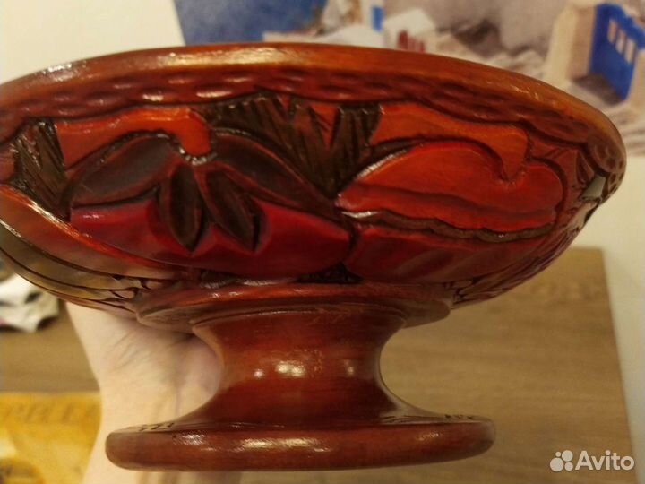 Деревянное блюдо на ножке из Доминиканы