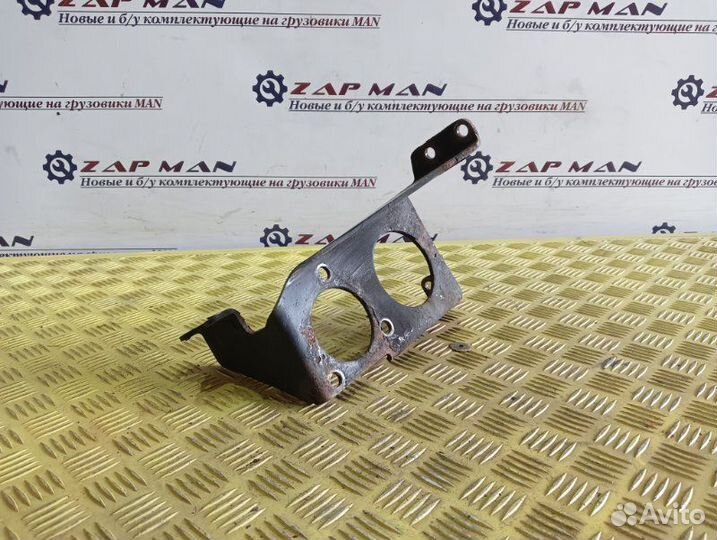 Кронштейн осушителя Man Tgl