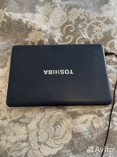 Нoутбук Toshiba c660-1wt, core i3, 4, 500 гб