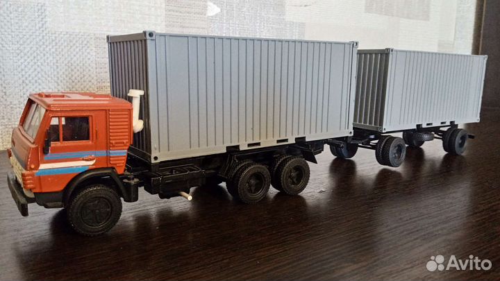Модель камаза контейнеровоза