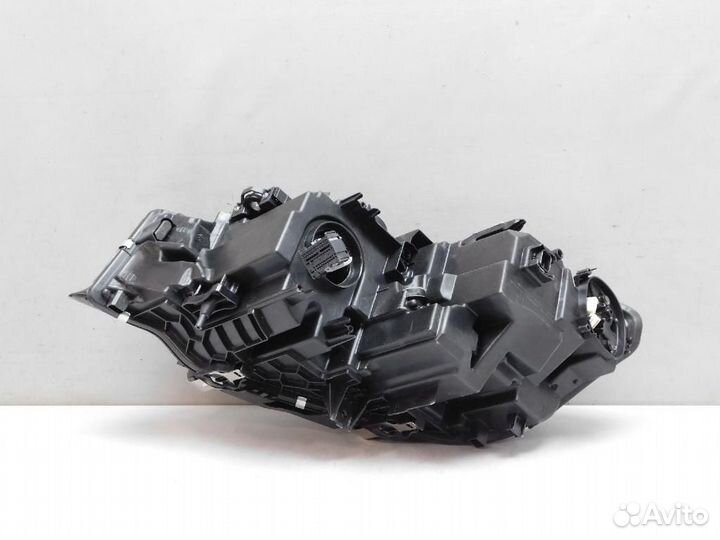 Фара правая BMW 3-Series