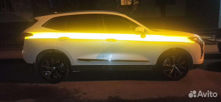 Оклейка авто пленкой под такси,гост,бренд яндекс