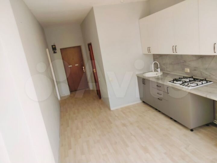 1-к. квартира, 40 м², 1/10 эт.