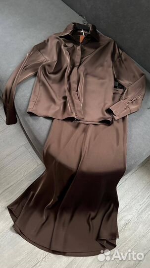 Костюм шелковый Alaia