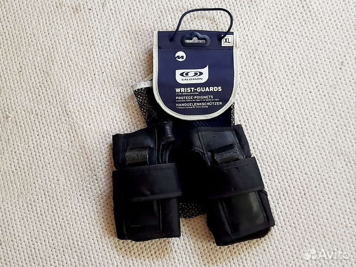 Защита спортивная для роликов кикбоксинга