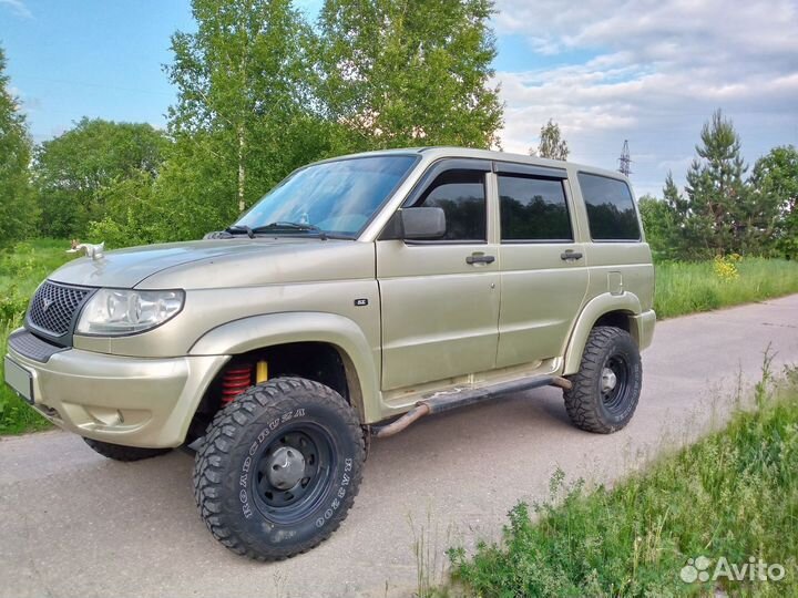 УАЗ Patriot 2.7 МТ, 2011, 250 000 км