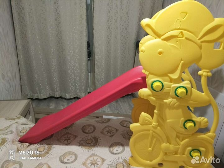 Продам горку детскую пластиковую