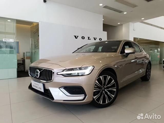 Volvo S60 2.0 AT, 2022, 4 000 км