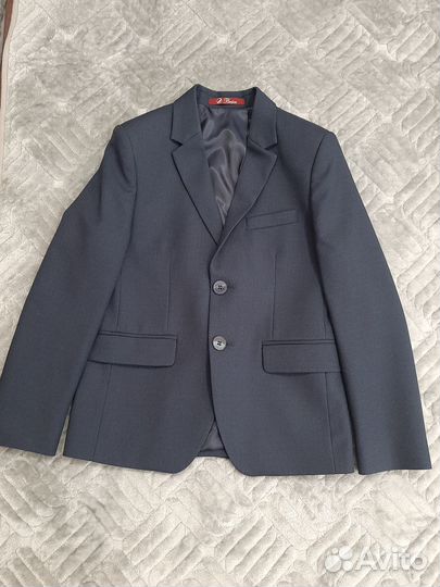 Школьный костюм