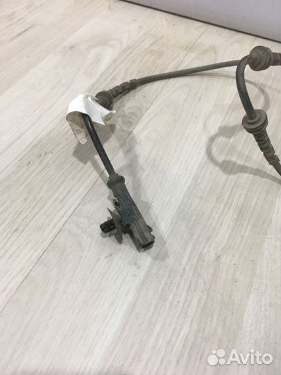 Датчик abs абс перед Renault fluence