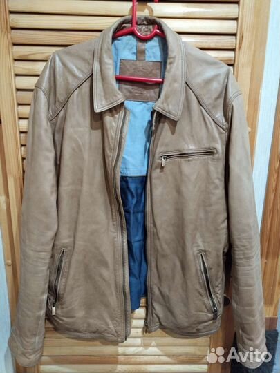 Кожаная куртка Massimo Dutti (Испания) XL