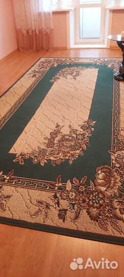 Ковер, б/у